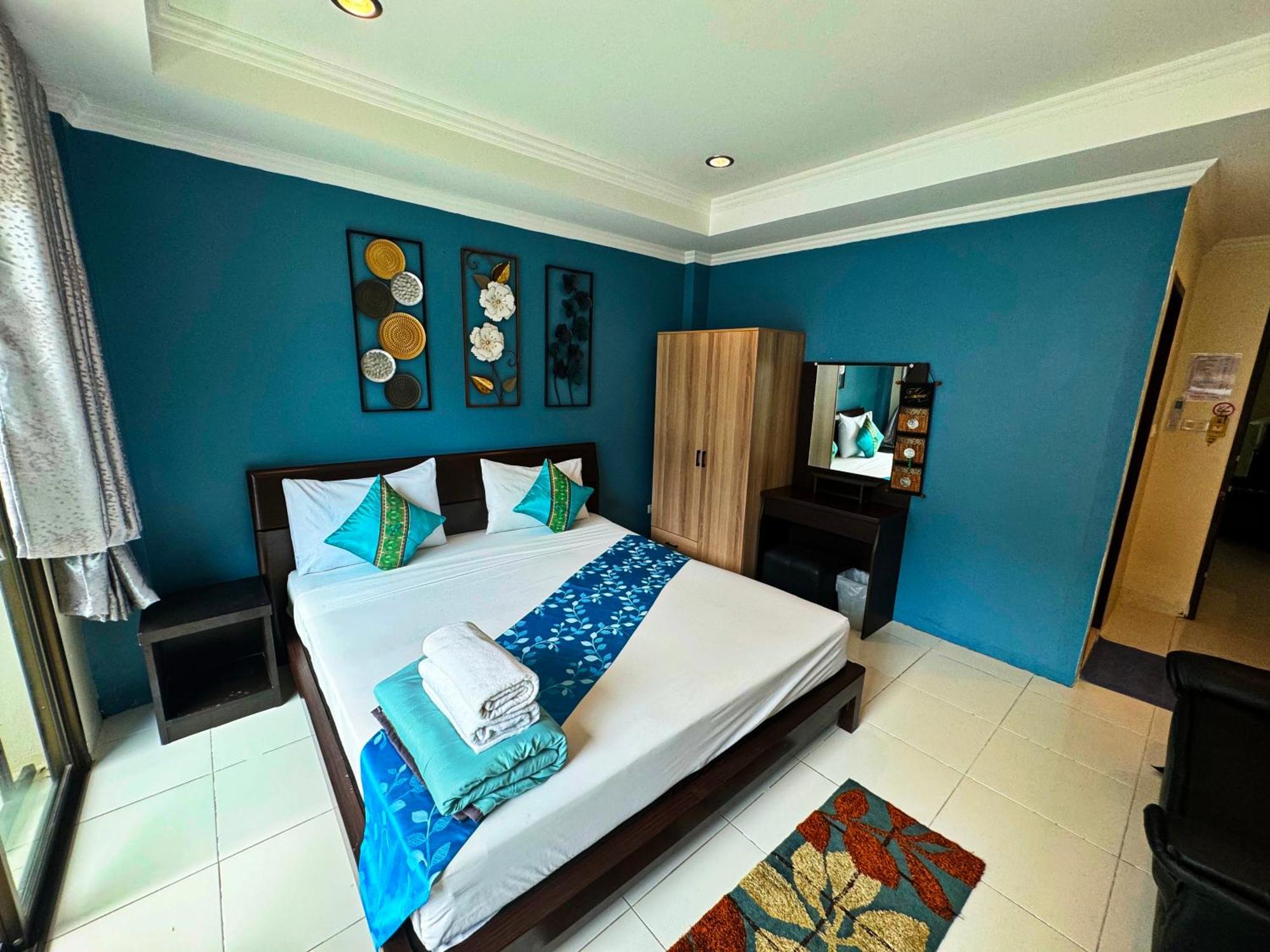 Sky Silk Decoration House Hotel Patong Exterior foto