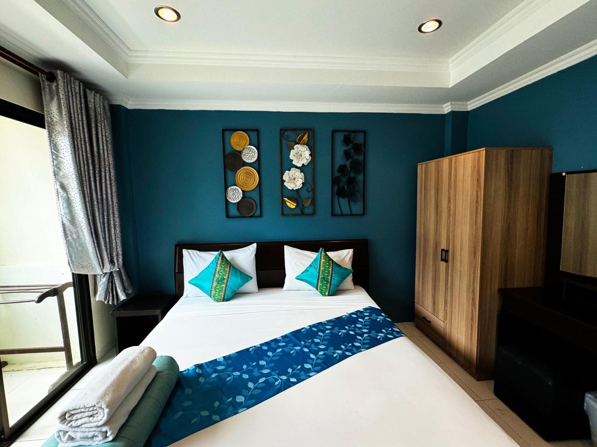 Sky Silk Decoration House Hotel Patong Exterior foto